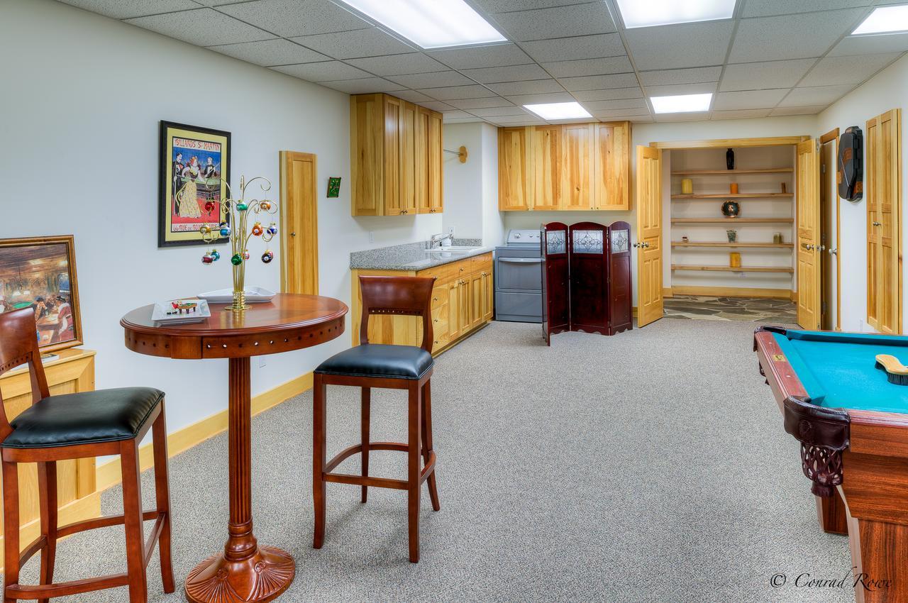 The Lodge At Trout Creek Bed And Breakfast 외부 사진
